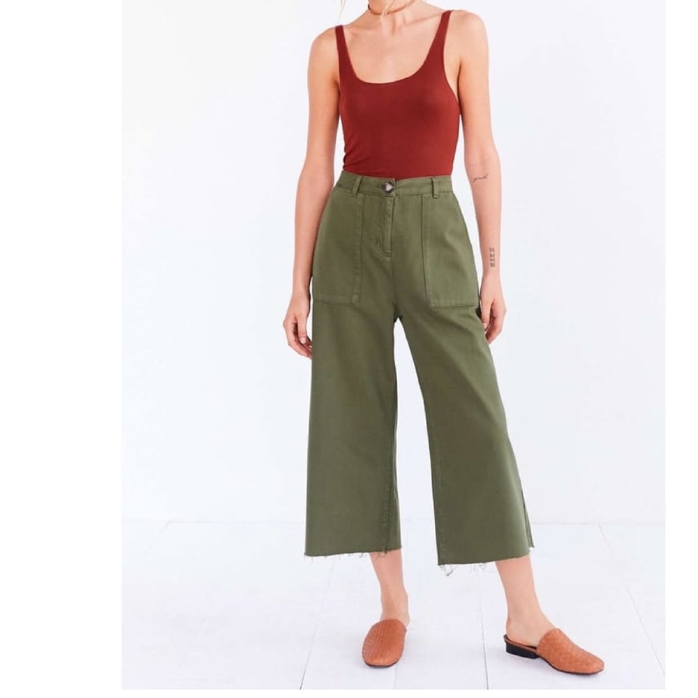 *NWOT* BDG Casual Culotte Pants